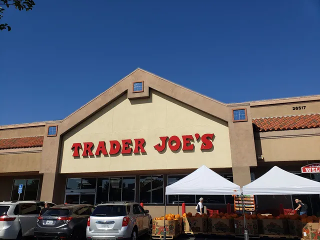 Bouquet Canyon Plaza