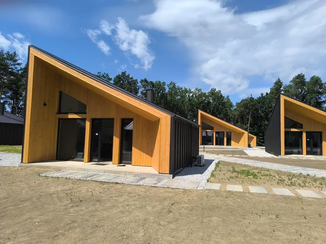 AKWA MARINA - ośrodek rekreacji - plaża i camping