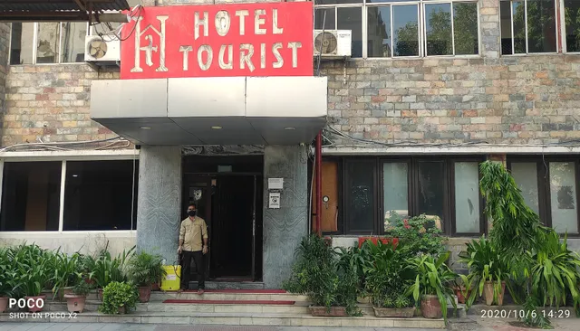 Hotel Tourist Deluxe