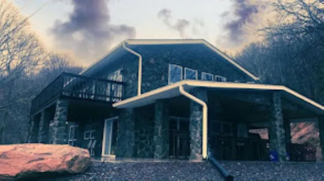 KastleRock of The Highlands