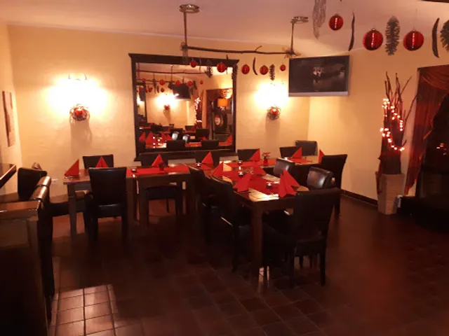 Maiers Restaurant - Blau.Weiß.Herzhaft