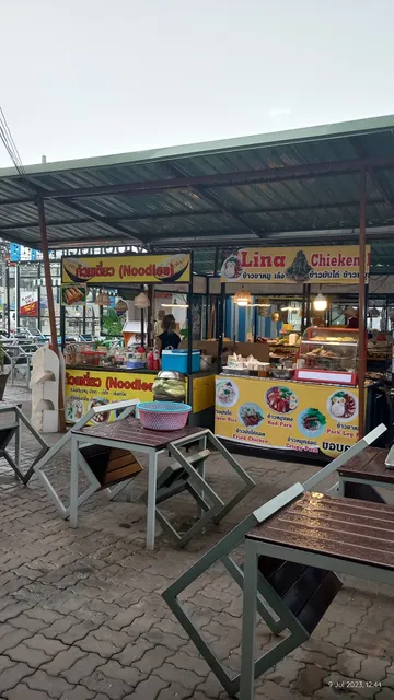 Buakhao Market Street Food