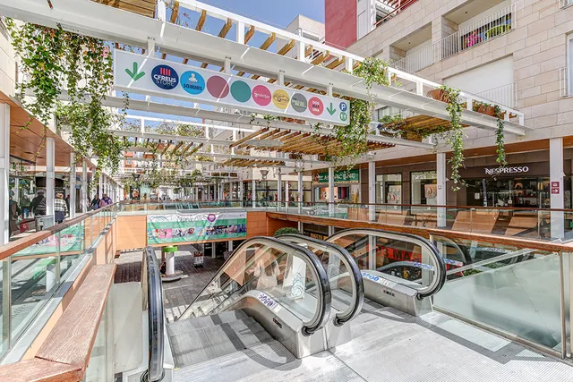 Passeig Comercial El Pallol