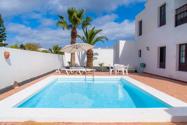 Villas Reina - IsoraRentals