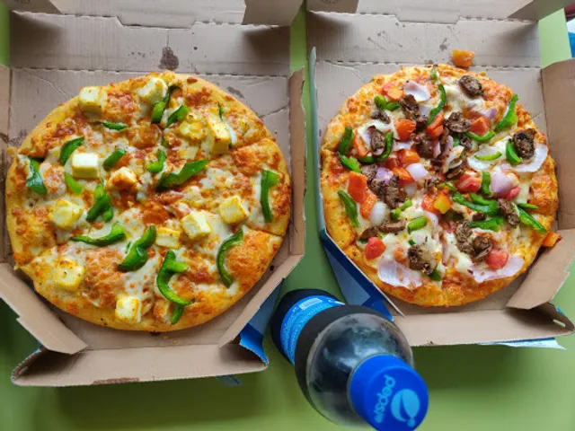 Domino's Pizza | Kaikhali, Kolkata