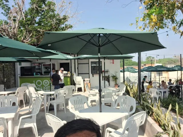 1000 Caguamas Tampico