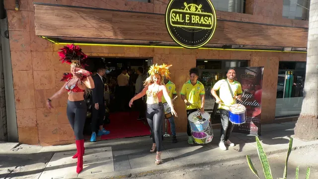 Sal e Brasa