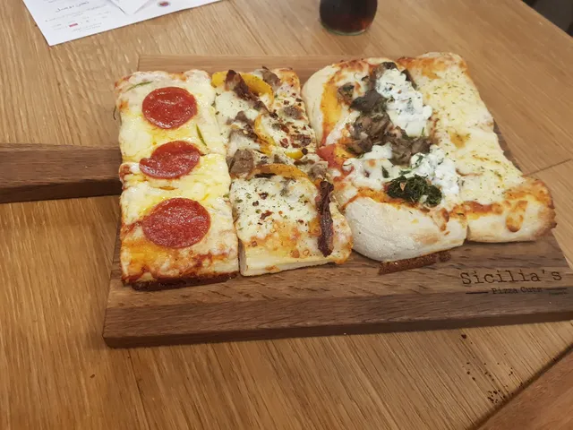 Sicilia's Pizza Cuts