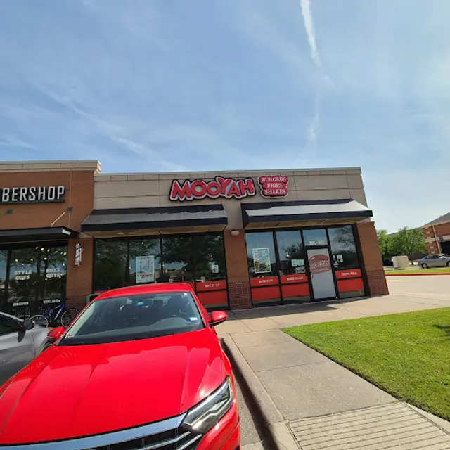 MOOYAH Burgers, Fries & Shakes