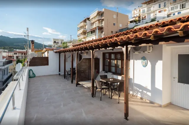 Grecos STAY Skiathos Town