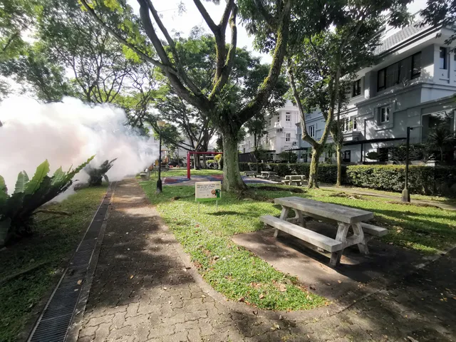 Holland Grove View Playground