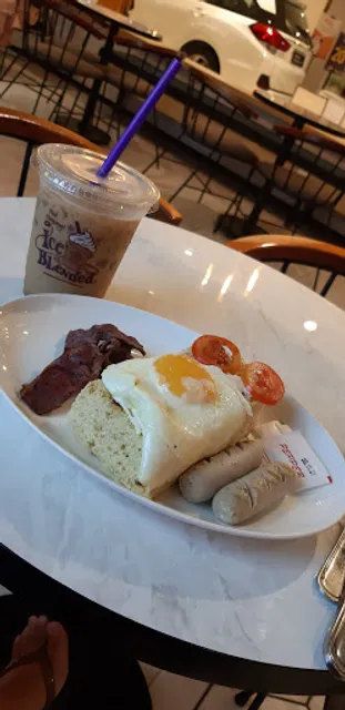 The Coffee Bean & Tea Leaf