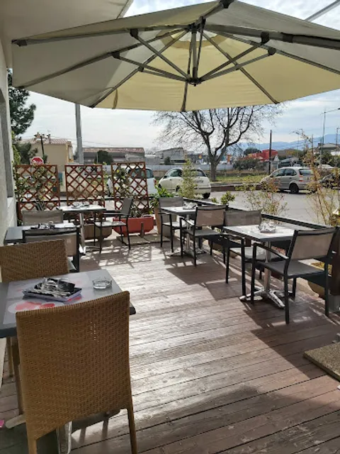 LA CASA DELNA RESTAURANT