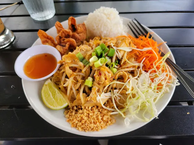 Thai and Taps Restaurant Snohomish