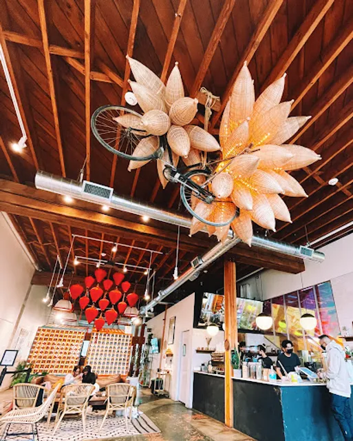 Hello Em Việt Coffee & Roastery