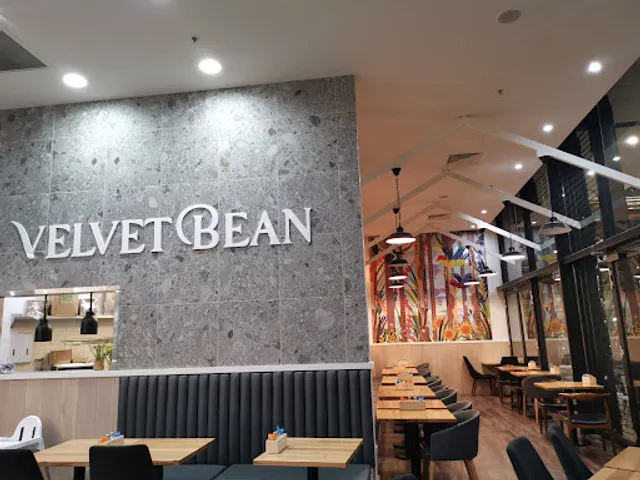 Velvet Bean Epping