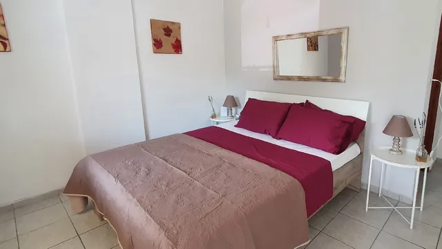 Karouti Eleni rooms for rent