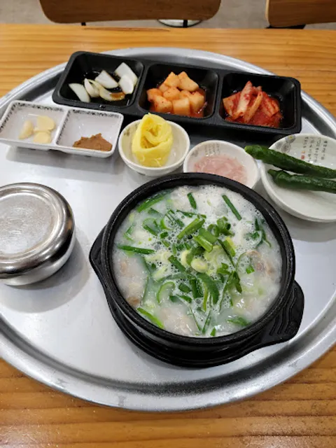 소문난부자돼지국밥