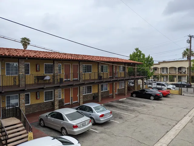 Sunset Inn Costa Mesa