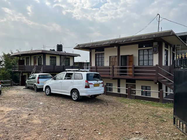 Five Pearls Homestay