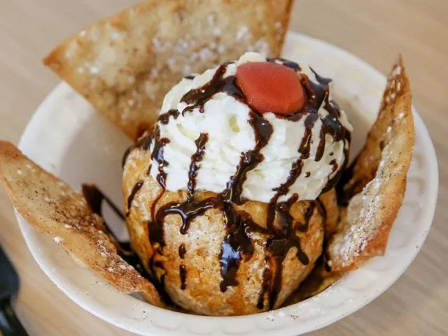 Barry’s Bench Oasis Center