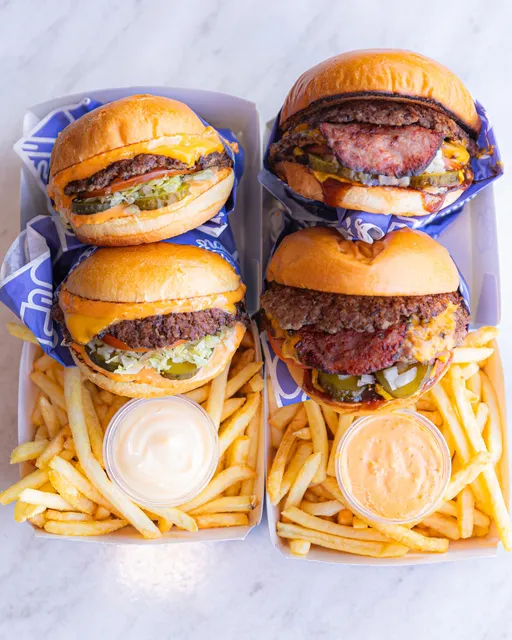 Lala’s Burgers Greenacre