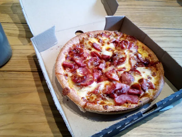 HELL Pizza Cuba Street