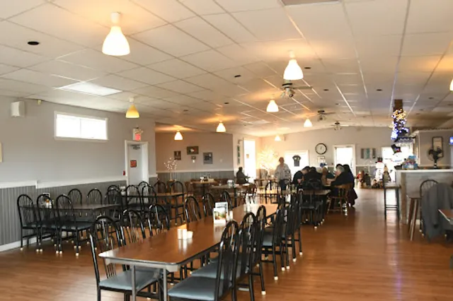 Seashore Restaurant & Blue Rock Lounge