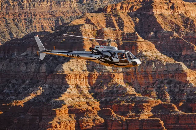 Zion Helicopters - Zion National Park Tours