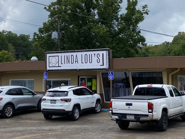 Linda Lou's