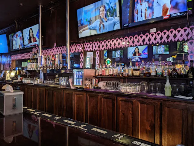 Magoo's Sports & Spirits