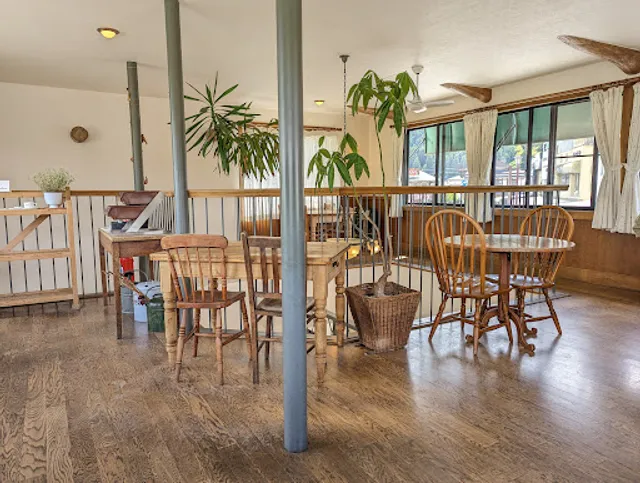 Meiji-no Yakata Cake Shop