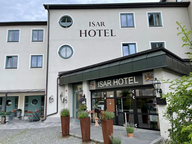Isar Hotel