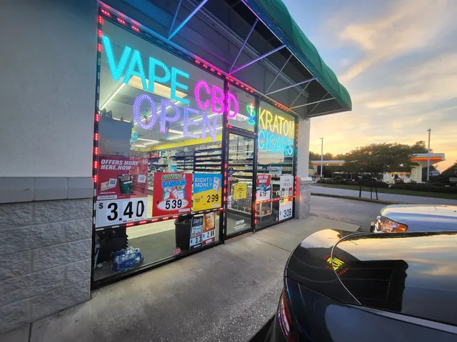 Lyman tobacco and vape