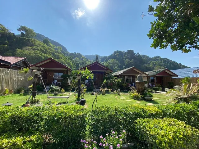 Phi Phi Sand Sea View Resort