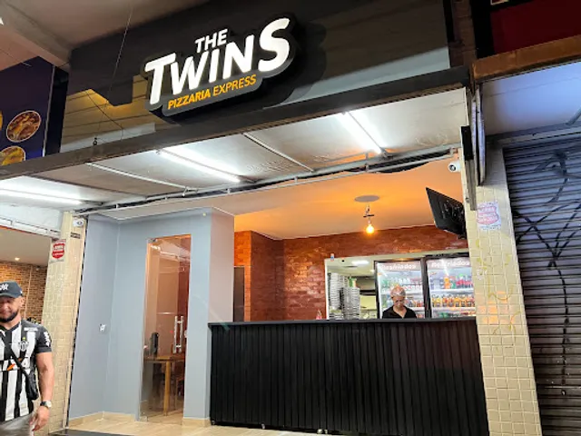 Twins Pizzaria Express