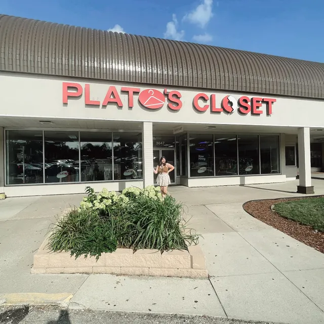 Plato's Closet - Cedar Rapids