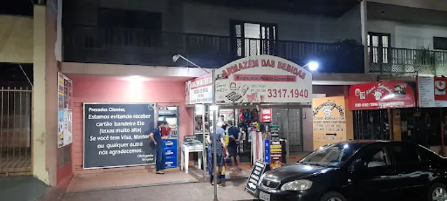 Adriana Salgadinhos e Refeições