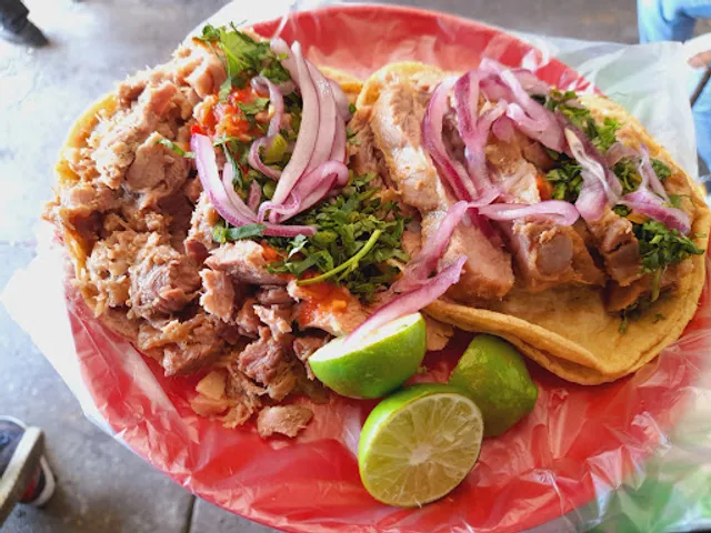 CARNITAS EL MICHOACANO