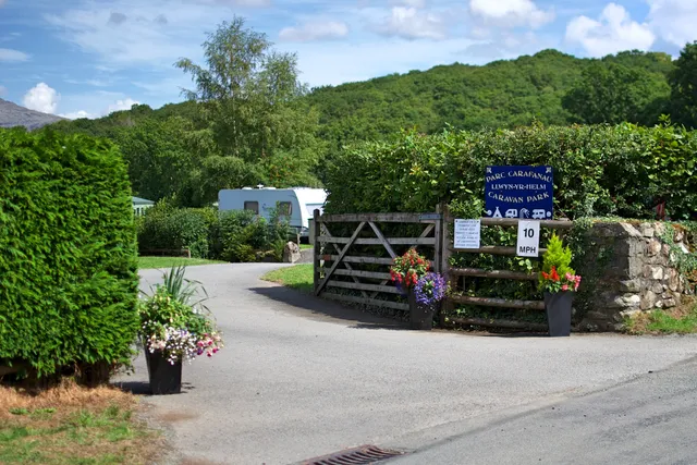 Llwyn yr Helm Caravan and Camping Park