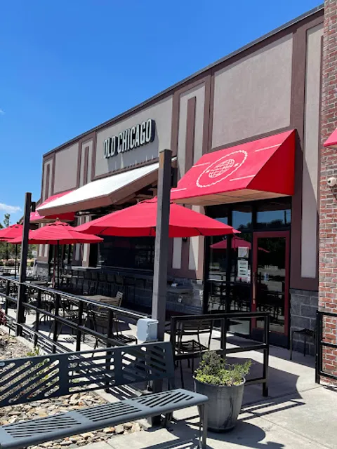 Old Chicago Pizza + Taproom