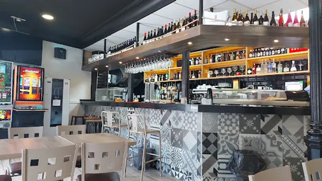 Cervecería - Restaurante El Puente