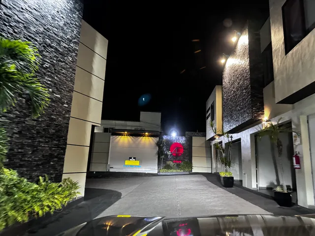 Motel Quintas Love