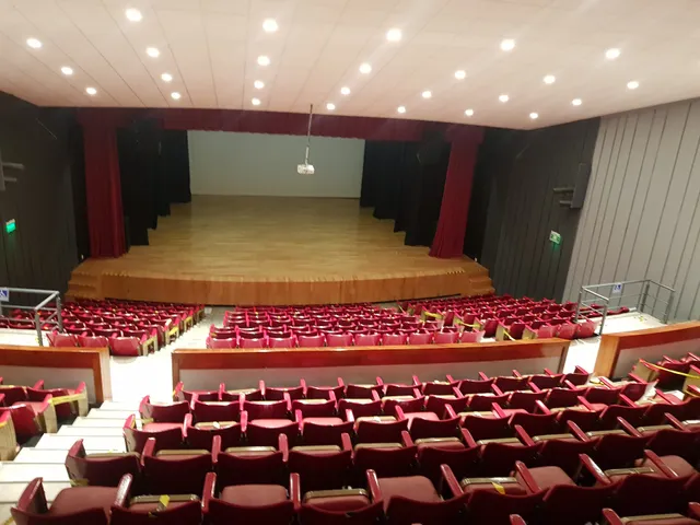 Centro Cultural de las Artes Escénicas Ernesto Gómez Cruz