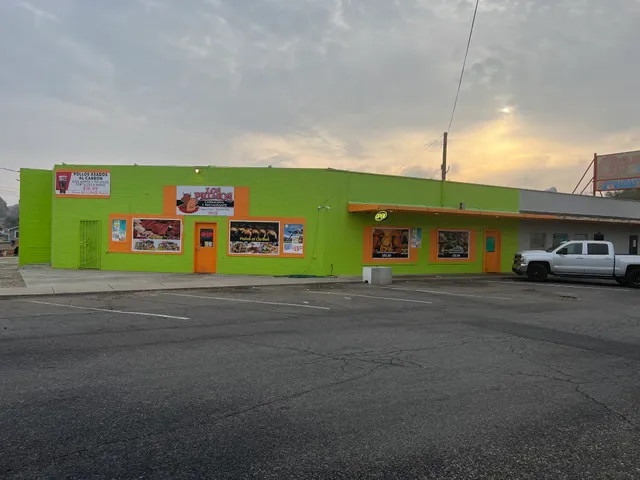 Los Primos Carniceria & Restaurant