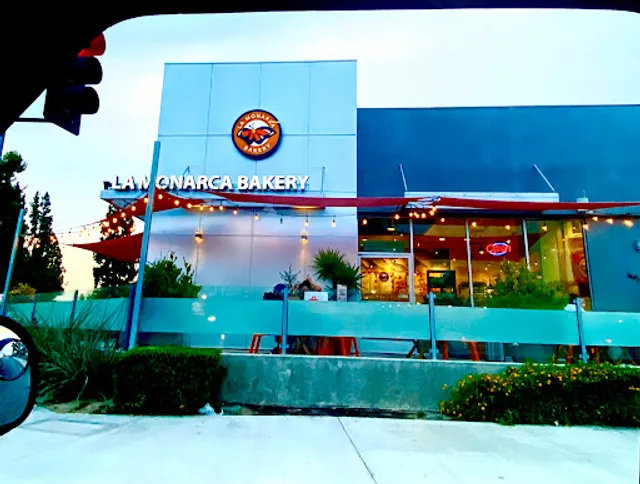 La Monarca Bakery & Cafe