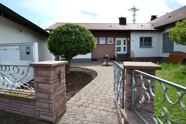 Apartment – Zauber der Pfalz (Ferienwohnung bei Speyer / Römerberg)