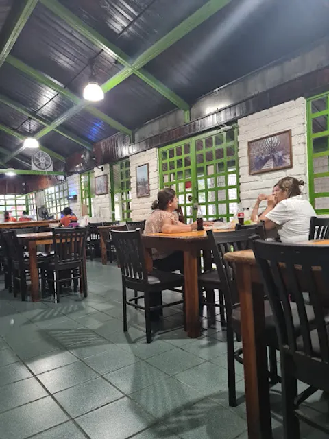 Mr. Alambres y la Troje