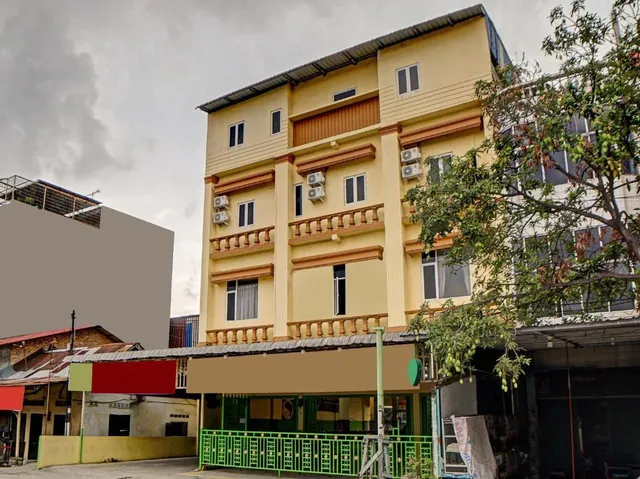 SUPER OYO 91120 D'ritz Homestay