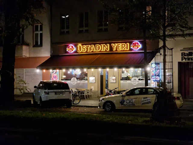 Üstadın Yeri
